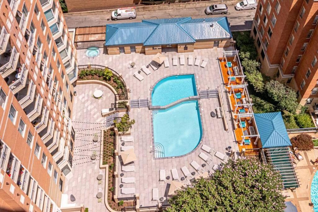 Sensational 1 Bedroom Condo At Ballston Place With Gym Arlington Bagian luar foto
