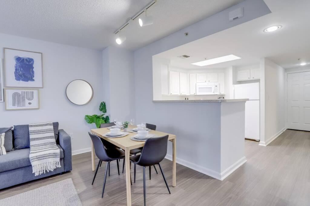 Sensational 1 Bedroom Condo At Ballston Place With Gym Arlington Bagian luar foto
