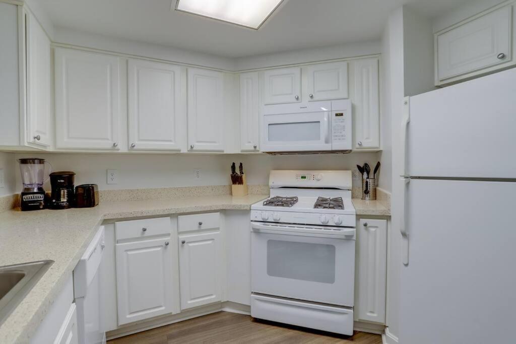 Sensational 1 Bedroom Condo At Ballston Place With Gym Arlington Bagian luar foto