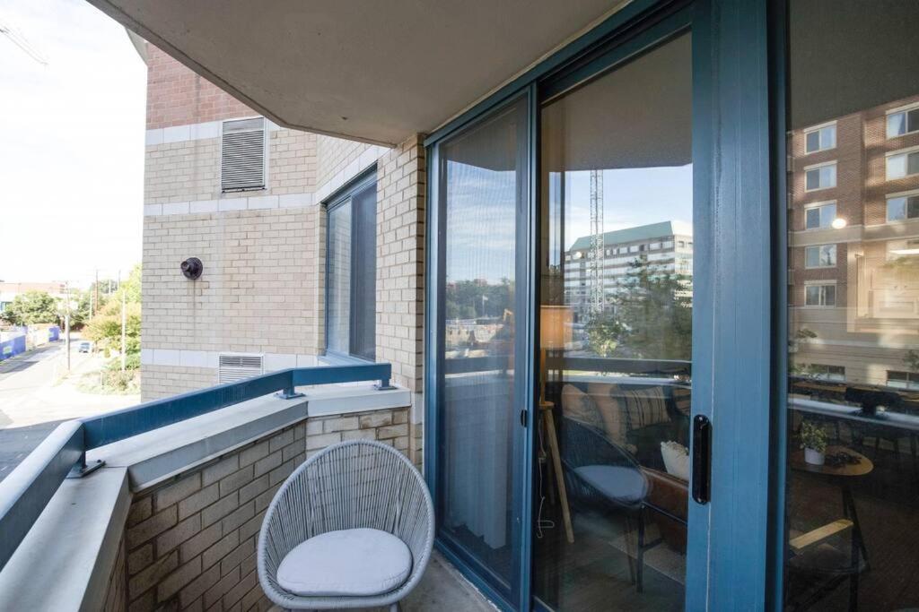 Sensational 1 Bedroom Condo At Ballston Place With Gym Arlington Bagian luar foto