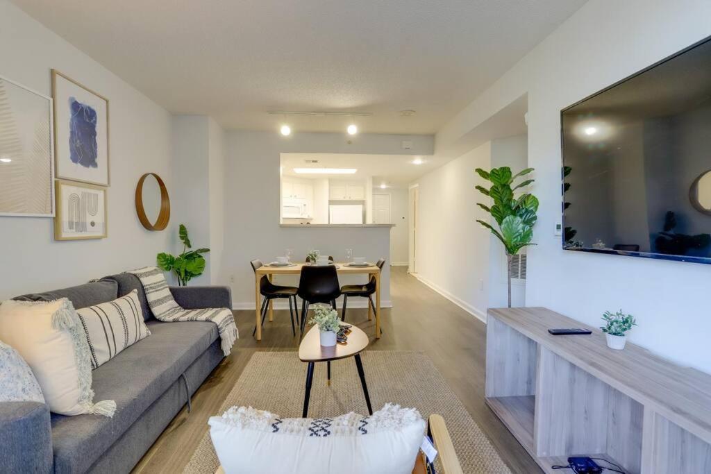 Sensational 1 Bedroom Condo At Ballston Place With Gym Arlington Bagian luar foto